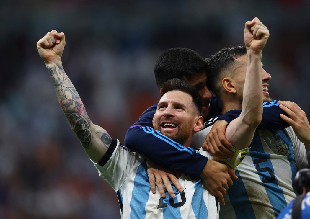 Lionel Messi slaví s Argentinou postup do semifinále