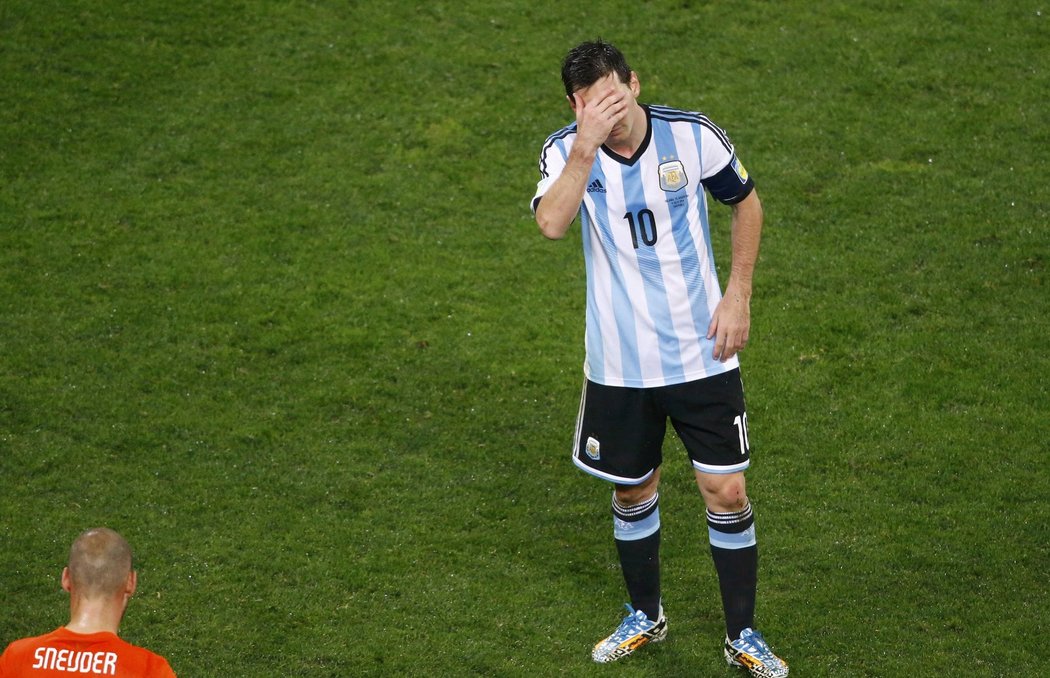 Lionel Messi se v základní hrací době nedostal do žádné šance