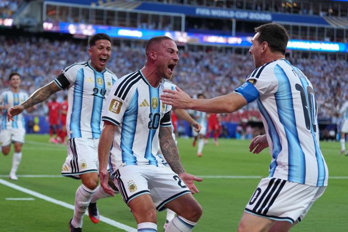 ONLINE: Argentina - Švýcarsko 1:0. První gól do deseti minut, Messi asistoval ONLINE: Argentina - Švýcarsko 1:0. První gól do deseti minut, Messi asistoval