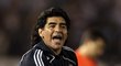 Maradona: Hrozí mu vyhazov, tak baští
