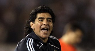 Maradona na kolenou. Argentině hrozí, že bude bez MS