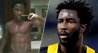 FOTO: Bony se svlékl a vyfotil. "Fanynka" ho chtěla do postele