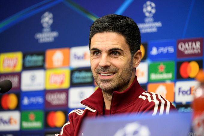 Arteta v Edenu. Postrádat bude hvězdu v útoku, plánuje setkání s kamarádem Rosickým Arteta v Edenu. Postrádat bude hvězdu v útoku, plánuje setkání s kamarádem Rosickým