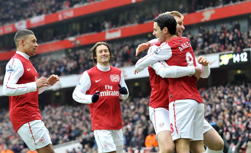 Arsenal rozsekal slabý Blackburn, Rosický a spol. nastříleli soupeři sedm branek