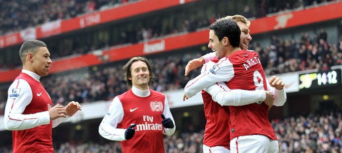 Arsenal rozsekal slabý Blackburn, Rosický a spol. nastříleli soupeři sedm branek