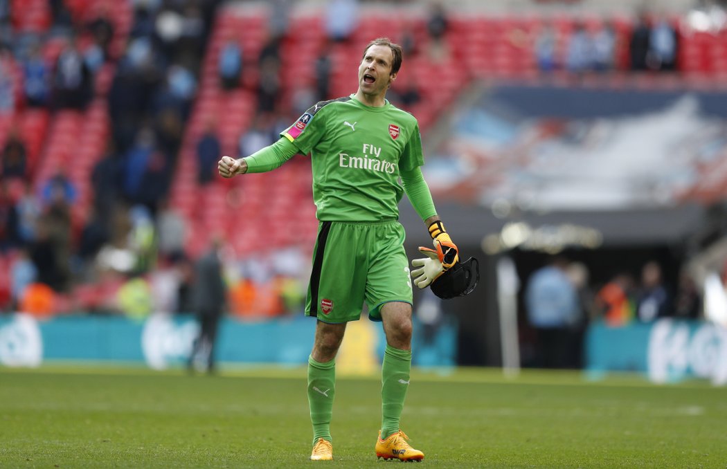 Český brankář Petr Čech po postupu do finále FA Cupu