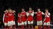 Zklamaní hráči Arsenalu po prohře na penalty a konci v Evropské lize