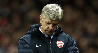 Zklamané bučení. Arsenal čeká osmý rok půstu, ustojí tlak Wenger?