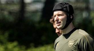 Čech před Chelsea: hlava na špalku! Řeší se, zda by měl chytat finále