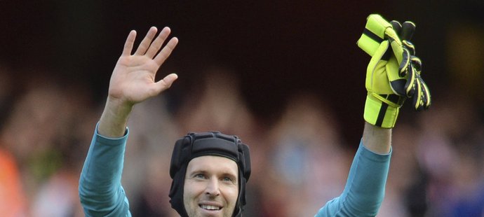 Petr Čech pomohl čistým kontem k výhře Arsenalu