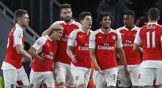 SESTŘIH: Čech má nulu, Sánchez dva góly. Arsenal přehrál WBA a je třetí