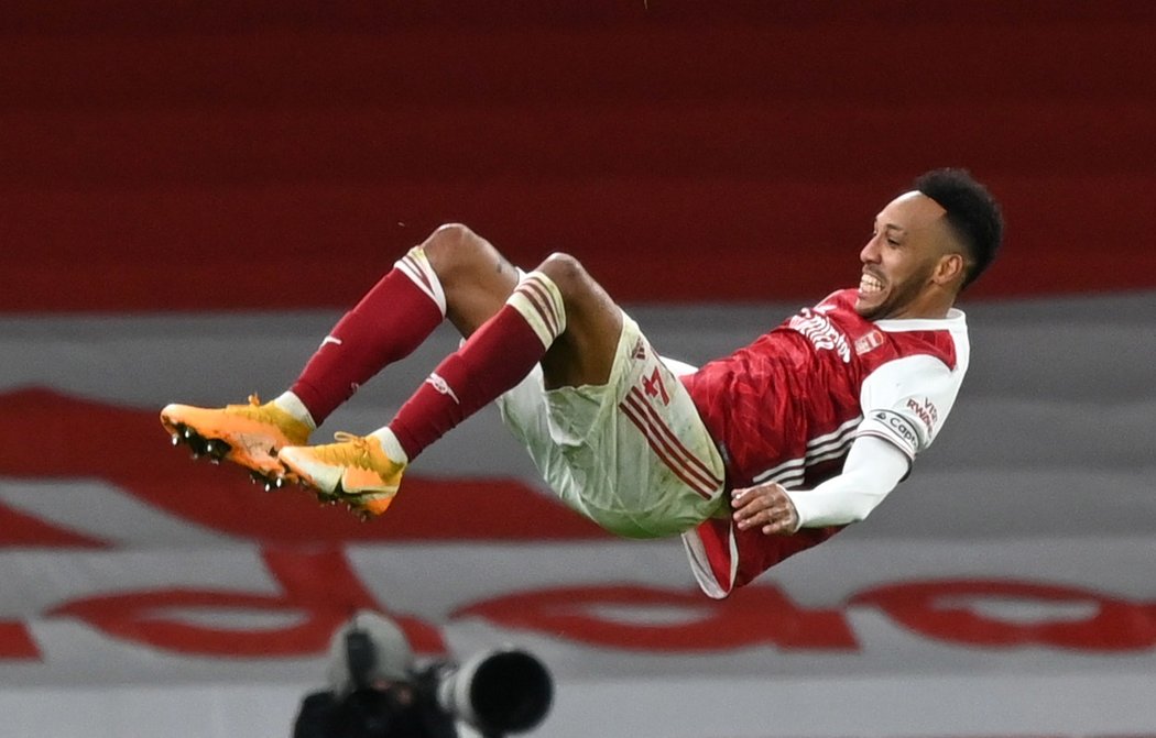 Pierre-Emerick Aubameyang se dvakrát trefil