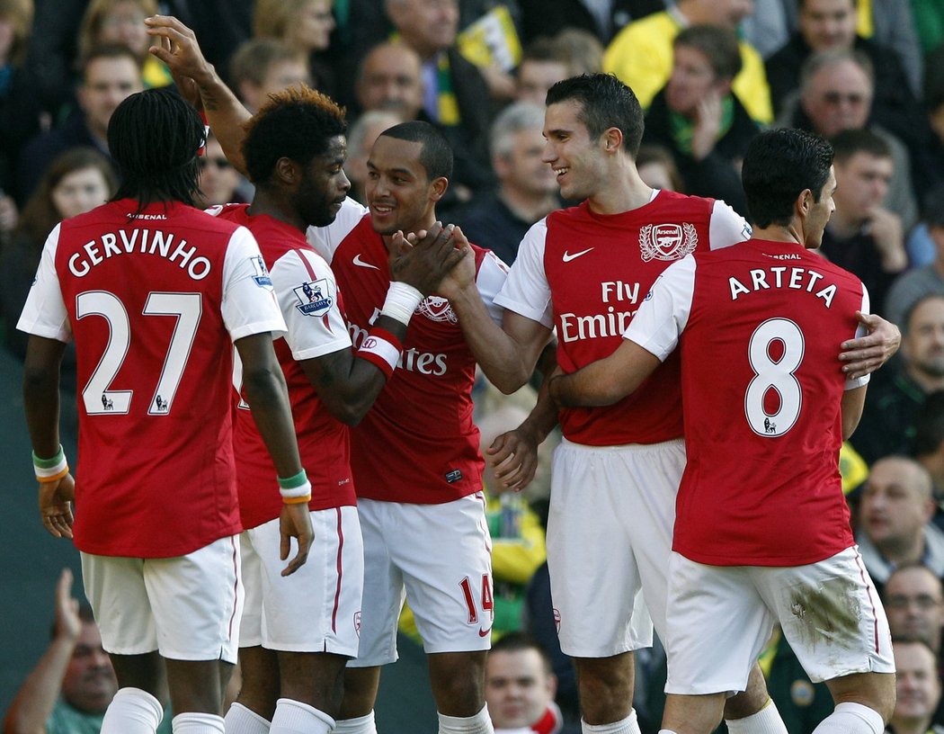 Fotbalisté Arsenalu zvítězili v Norwichi, dva góly dal Van Persie