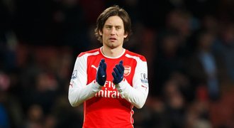 Rosický je zničený, hlesl Wenger. V Arsenalu jeho zranění nechápou