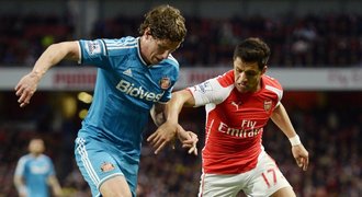 Arsenal je blízko Lize mistrů, Sunderland má jistou záchranu