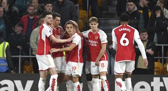 Důležitá výhra Arsenalu, Gunners opět v čele. Burnley porazilo Sheffield