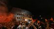 Divoké oslavy fanoušků AS Řím v centru města po výhře v Konferenční lize