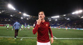 Nestárnoucí Totti. Za dvě minuty na hřišti otočil utkání s Turínem