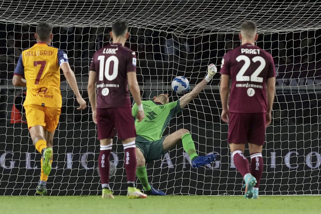 Fotbalisté AS Řím vyhráli v Turíně, Serii A skončili se 63 body