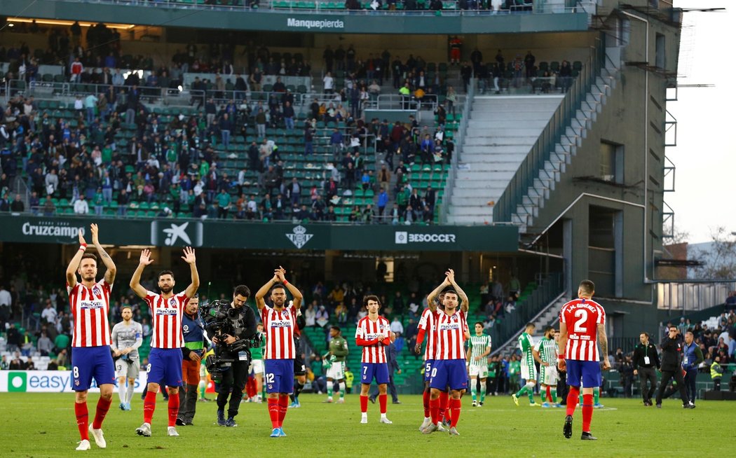 Fotbalisté Atlétika Madrid zvítězili na hřišti Betisu Sevilla 2:1 a drží v La Lize čtvrté místo