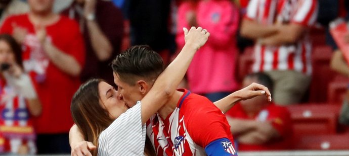 Fernando Torres se po utkání rozloučil s Atlétikem a nechyběla u toho ani jeho rodina