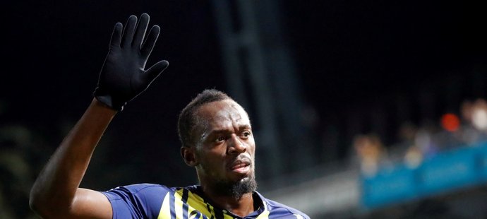 „Byl jsem trochu nervózní, ale jakmile jsem se dostal na hřiště, nervozita zmizela,“ řekl Bolt televizní stanici Fox Sports, která zápas přenášela