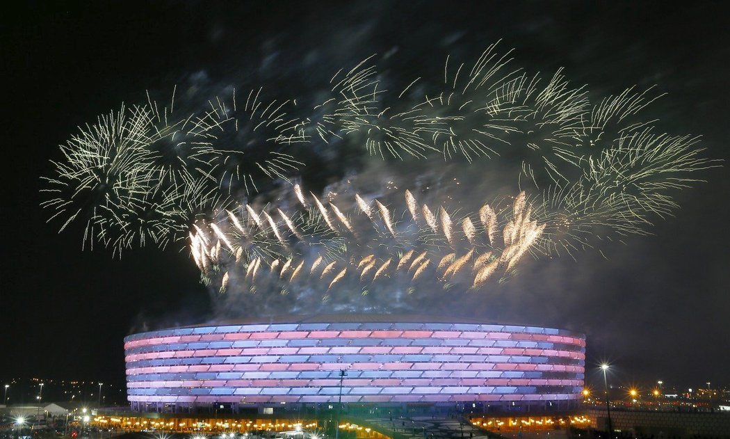 Olympijský stadion v Baku byl otevřen v březnu 2015 a pojme téměř 70 tisíc fanoušků