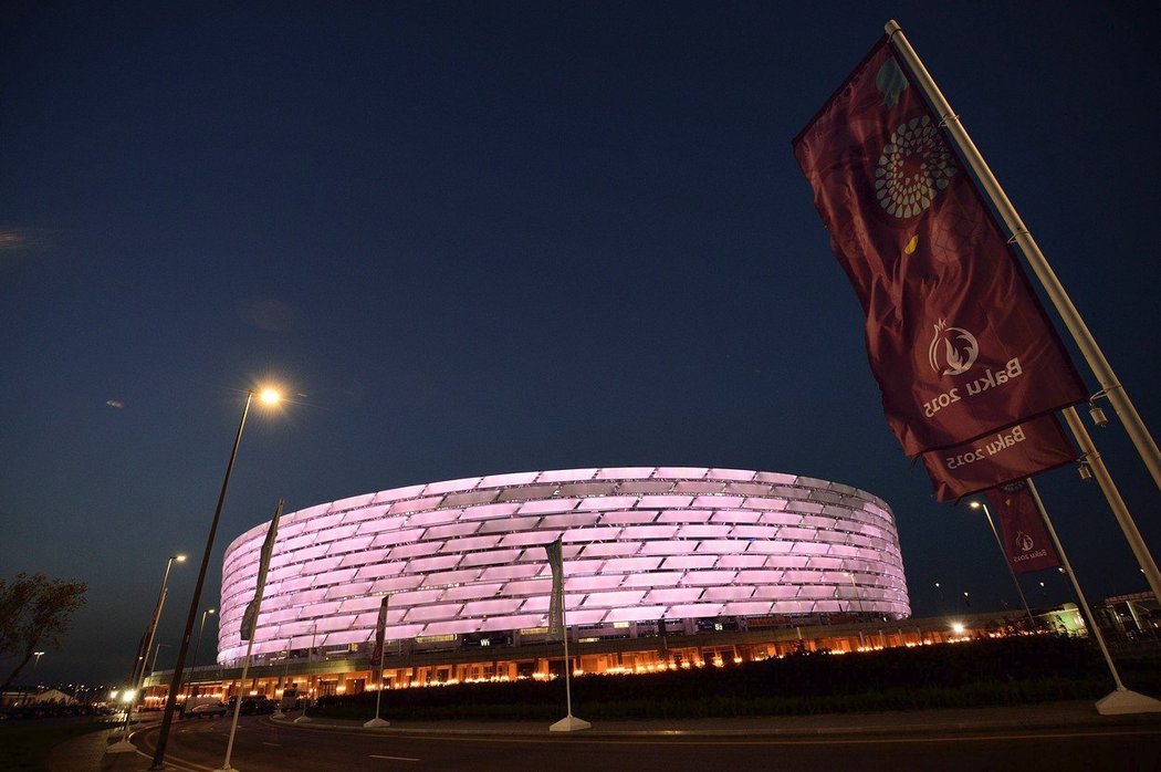 Olympijský stadion v Baku byl otevřen v březnu 2015 a pojme téměř 70 tisíc fanoušků