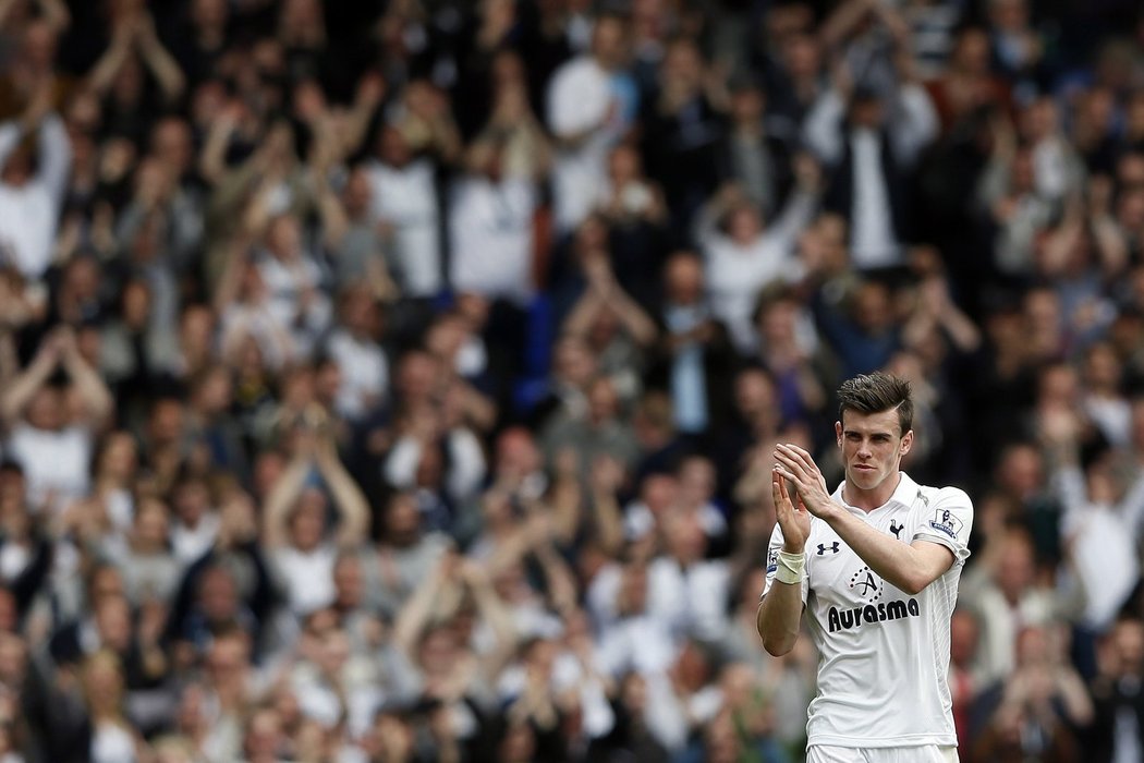 Gareth Bale je momentálně nejcennějším fotbalovým zbožím světa. Pokud Real Madrid dotáhne do cíle svou snahu o jeho získání z Tottenhamu, překoná světový rekord. Vysázet by za hráče musel zhruba 2,55 miliardy korun
