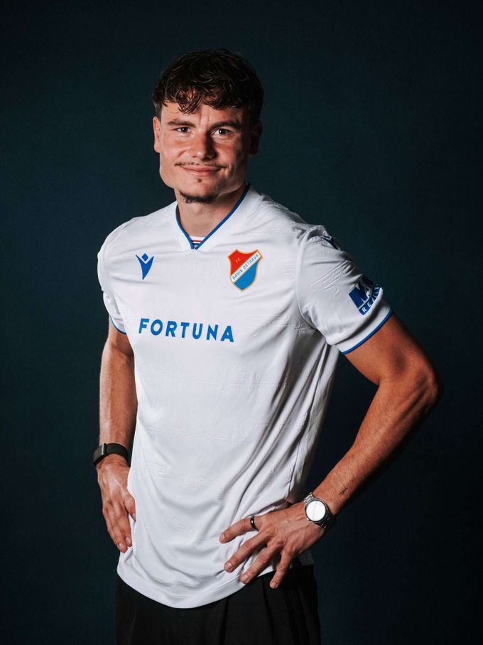 Klauniáda s Elbelem: Baník fanouškům pokazil oslavu 124. narozenin. A za rok snad Šigut? Klauniáda s Elbelem: Baník fanouškům pokazil oslavu 124. narozenin. A za rok snad Šigut?