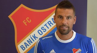 Vítej doma! Baroš podepsal v Baníku roční smlouvu, odmítl i zahraničí