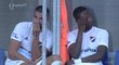 Smutný kapitán Baníku Ostrava Milan Baroš (vlevo) po skončení prohraného zápasu s Teplicemi, ve kterém nedal penaltu