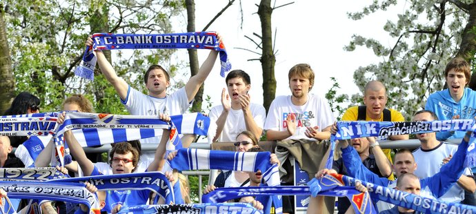 Fotbalový Baník Ostrava trápí veliké dluhy. Pokud je ostravští zastupitelé neodkoupí, prvoligový fotbal v Ostravě skončí (ilustrační foto)