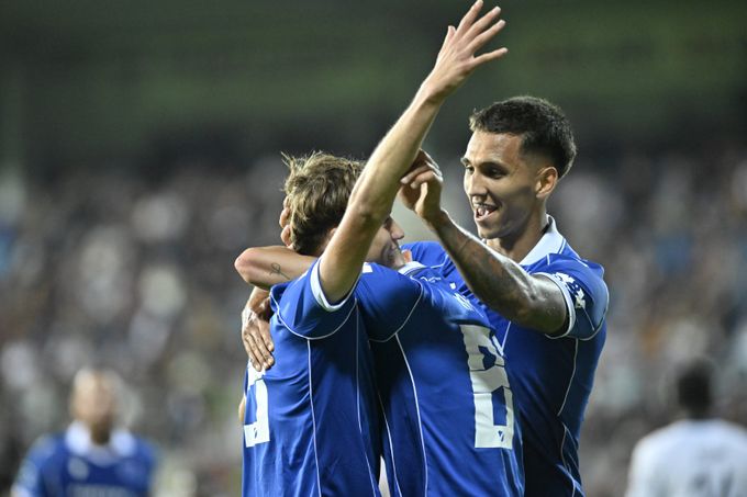 Slovácko - Baník 2:2. Domácí přišli o první výhru, Šancl vystřelil Ostravě bod v závěru Slovácko - Baník 2:2. Domácí přišli o první výhru, Šancl vystřelil Ostravě bod v závěru