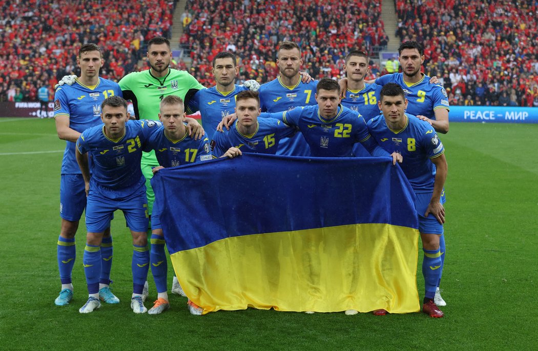 Fotbalisté Ukrajiny před finále baráže o MS proti Walesu
