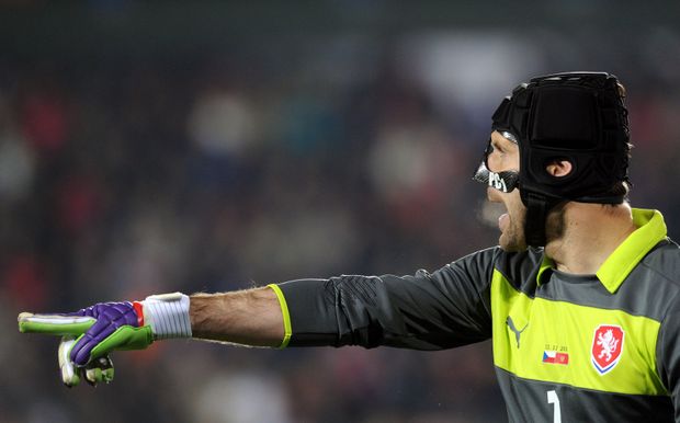 Petr Čech zažil klidnější večer, ale chytil jasný gól Petr Čech zažil klidnější večer, ale chytil jasný gól
