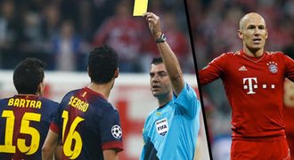 Tři podivné góly Bayernu, dvě ruce Barcy, zkrat Alby. Sudí propadli