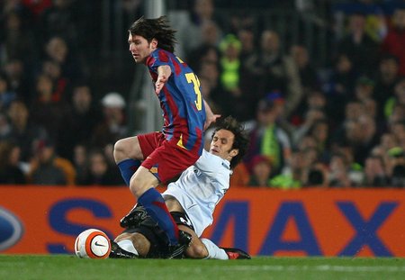 Lionel Messi v utkání Barcelony s Chelsea v březnu 2006