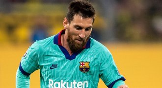 Messi už není hráčem Barcelony, řekli právníci. Nedorazil na lékařské testy