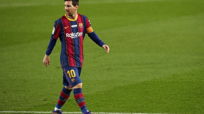 Lionel Messi bude mít v Barceloně o polovinu nižší plat.