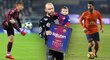 Tři fotbalisté Barcelony, kteří v zimě 2018 opustili klub - Deulofeu, Mascherano a Arda