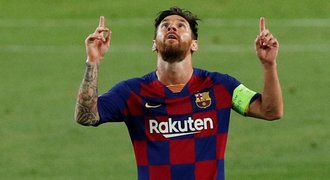 Messi řeší budoucnost. Kvůli schůzce s Koemanem odjel dříve z dovolené