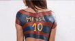 Miss BumBum Suzy Cortézová je zřejmě nejvíc sexy fanynkou fotbalistů Barcelony.