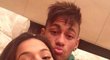 Pusu! Neymar se fotí se svou přítelkyní Brunou Marquezine