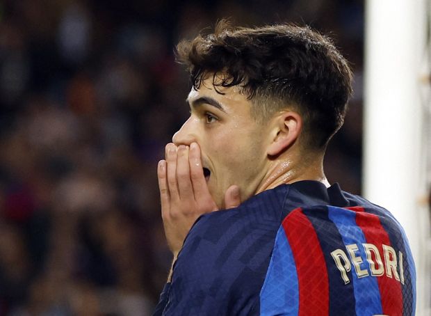 Pedri v dresu Barcelony Pedri v dresu Barcelony