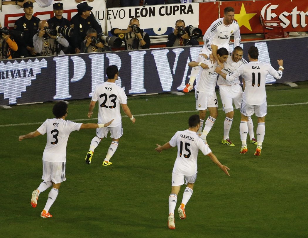 Real Madrid šel v utkání s Barcelonou do vedení zásluhou Argentince Di Maríi
