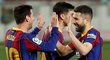 Fotbalisté Barcelony se radují z branky proti Getafe