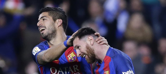 Barcelonské hvězdy Luis Suárez a Lionel Messi se největší měrou zasloužili o demolici Espaňolu