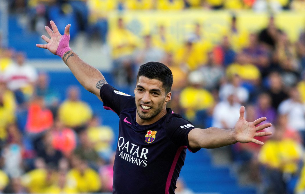 Luis Suárez (Barcelona, 200 milionů eur)