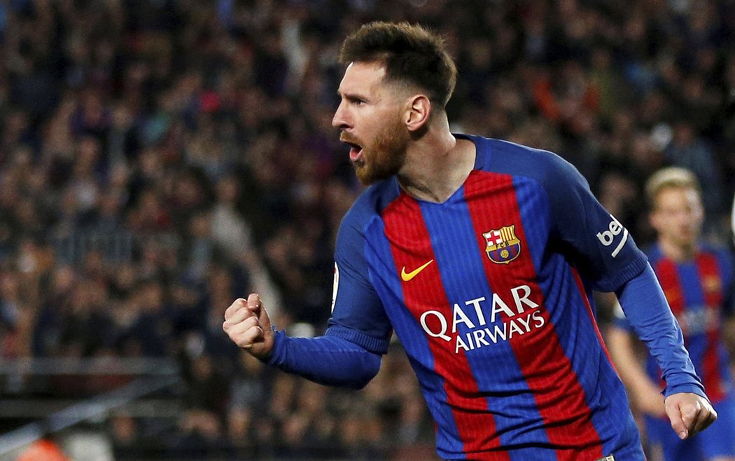 Útočník Barcelony Lionel Messi slaví branku proti Valencii